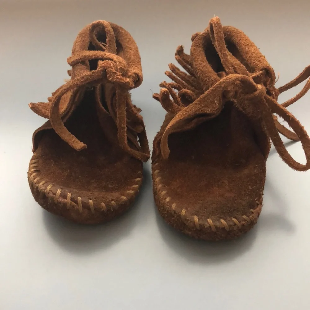 Vintage 80’s Brown Suede Minnetonka Kids Moccasins